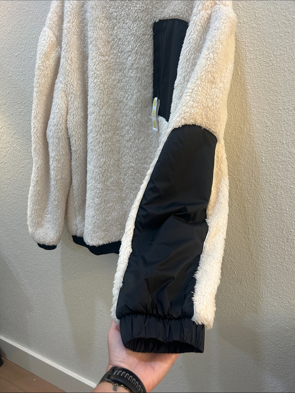 NWT UGG Niko Sherpa Crewneck Size XL - Picture 6 of 16